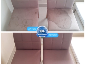Uma cadeira antes e depois da limpeza de cadeiras em Santo André