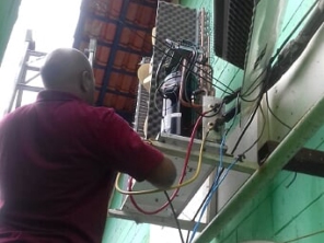 Foto de Cabeças Elétricas em Ferraz de Vasconcelos, SP por Solutudo