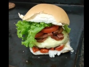 Foto de Vinill Lanches em São Manuel, SP por Solutudo