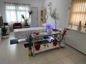 Foto de Cema Royo Massoterapeuta em Jundiaí, SP por Solutudo