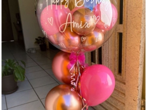 Balão bubble personalizado com confetes ou bolinhas com balões variados