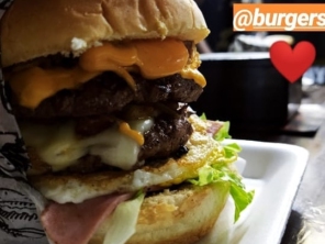 Foto de BBQ Burguer e Grill em Serra, ES por Solutudo