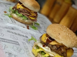 Foto de BBQ Burguer e Grill em Serra, ES por Solutudo