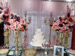 Foto de Requinte Estilo Buffet em Suzano, SP por Solutudo