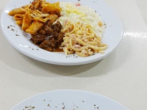 Foto de Requinte Estilo Buffet em Poá, SP por Solutudo