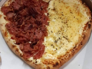 Foto de Pizzaria Saborella em Pindorama, SP por Solutudo
