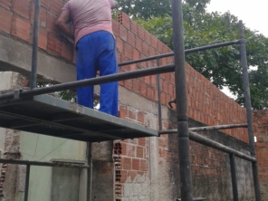 Foto de A.J.R  Construções em Olinda, PE por Solutudo