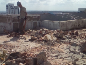 Foto de A.J.R  Construções em Olinda, PE por Solutudo