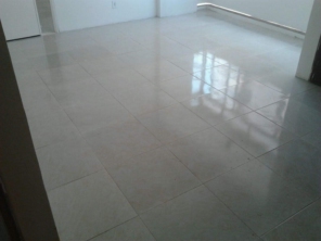 Foto de A.J.R  Construções em Olinda, PE por Solutudo