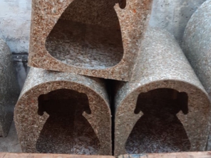 Foto de Casa e Cia Pet - Fábrica de Casinhas Reciclável em Mococa, SP por Solutudo