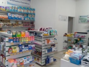 Foto de Drogaria Santa Giovana em Jundiaí, SP por Solutudo
