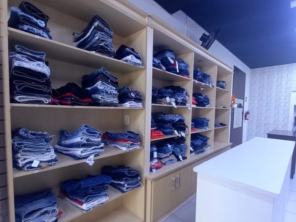 Foto de Jeans Mania em Pederneiras, SP por Solutudo