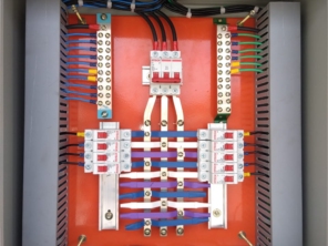 Foto de SRF Instalações Elétricas em Geral em Salvador, BA por Solutudo