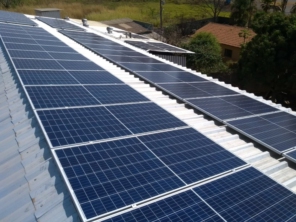 Foto de Vertente Solar em Carmo do Paranaíba, MG por Solutudo