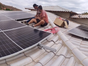 Foto de Engeleste Energia e Engenharia em Governador Valadares, MG por Solutudo