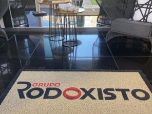 Foto de Comercial Impacto em São Paulo, SP por Solutudo