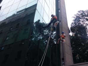 Foto de Astral Pinturas e Acabamentos em São Paulo, SP por Solutudo