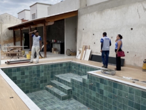 Foto de Renata Costa Engenharia e Arquitetura de Interiores em Ipatinga, MG por Solutudo