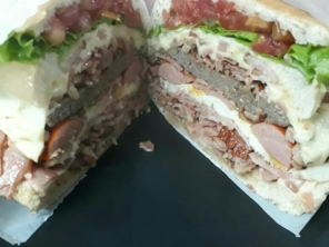 Foto de Mica Lanches em Botucatu, SP por Solutudo