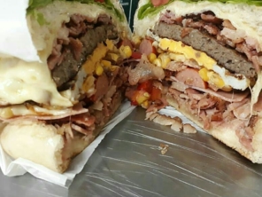 Foto de Mica Lanches em Botucatu, SP por Solutudo