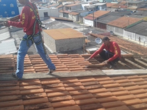 Foto de Golden Calhas em Cuiabá, MT por Solutudo
