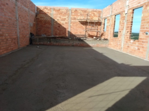 Foto de Depósito Recanto das Andorinhas em Bofete, SP por Solutudo