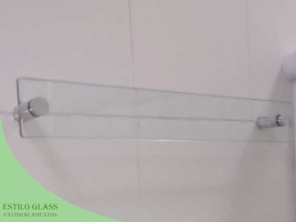 Foto de Estilo Glass Envidraçamento em Bertioga, SP por Solutudo