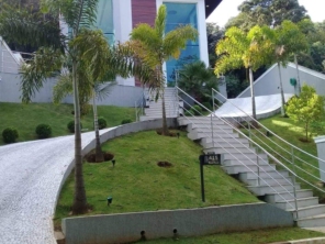 Foto de Estilo Glass Envidraçamento em Bertioga, SP por Solutudo
