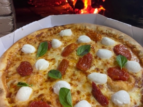 Foto de Pizzaria Original em Botucatu, SP por Solutudo