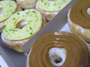 Foto de Donuts Company em Santa Cruz do Rio Pardo, SP por Solutudo