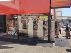 Foto de Franguitos - Loja 2 em Passo Fundo, RS por Solutudo
