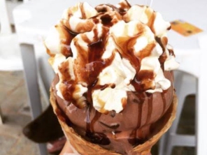 Foto de Sorveteria e açaiteria Dandix em Botucatu, SP por Solutudo