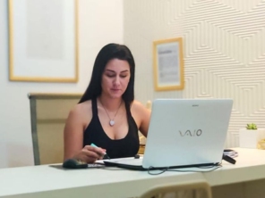 Foto de Natália Clinio Arquitetura e Interiores em Loanda, PR por Solutudo