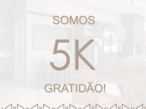 E quando falo de 5k, não estou falando de números, estou falando de 5 mil pessoas que por adimirarem o nosso trabalho estão aqui. E isso enche o meu coração de alegria.
Estamos crescendo de forma orgânica e verdadeira e para nós, que hoje trabalhamos com projetos on line para todo o Brasil, isso é de extrema importância.
E eu só tenho a agradecer a cada um de vocês que estão aqui!
Somos 5mil amigos, colegas, parceiros, fornecedores, clientes e futuros clientes!
Gratidão à todos!
