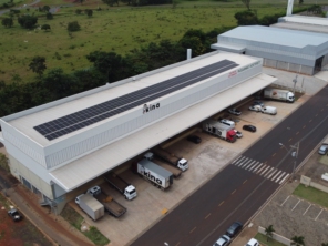 Foto de Evolution Projetos Fotovoltaico em Araraquara, SP por Solutudo