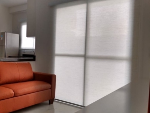 Foto de Deluxe Cortinas e Persianas em Boituva, SP por Solutudo