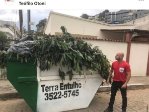 Foto de Terra e  Entulho em Teófilo Otoni, MG por Solutudo
