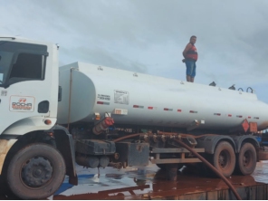 Foto de Rocha Transporte Ltda em Santarém, PA por Solutudo