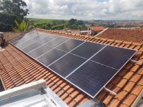 Foto de Íris Energy Energia Solar Inteligente em Botucatu, SP por Solutudo
