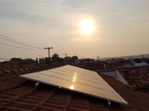 Foto de Íris Energy Energia Solar Inteligente em Botucatu, SP por Solutudo