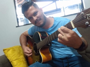 Foto de Ademir Figueiredo em Botucatu, SP por Solutudo