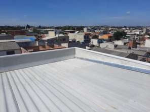 Foto de Pedroso Calhas e Telhados em Curitiba, PR por Solutudo