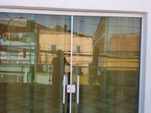 Foto de Alvorada Service Portas - Vidraçaria em São Paulo, SP por Solutudo