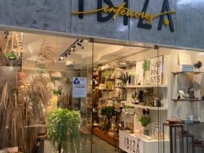 Foto de IBIZA Interiores / Shopping Lac em Leopoldina, MG por Solutudo