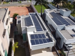 arara blue energia solar - Apreciamos a dedicação de nossos Engenheiros e especialistas, que entregam as melhores soluções com o que há de mais moderno no mercado. Cumprindo seu dever de minimizar ao máximo sua conta de energia.