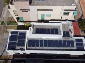 arara blue energia solar - Apreciamos a dedicação de nossos Engenheiros e especialistas, que entregam as melhores soluções com o que há de mais moderno no mercado. Cumprindo seu dever de minimizar ao máximo sua conta de energia.