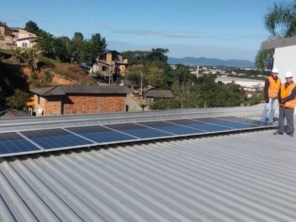 Foto de WB Energia Solar em São José, SC por Solutudo