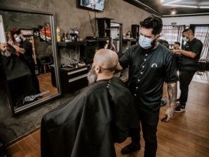 Foto de Barbearia Ulysses Pontes em Bauru, SP por Solutudo