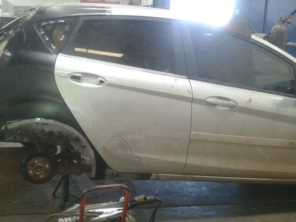 Foto de Ideal Car Lanternagem e Pintura em Brasília, DF por Solutudo