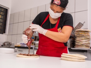 Foto de Pizza da Hora em Santa Cruz do Rio Pardo, SP por Solutudo